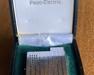 Ronson Varatronic Lighter