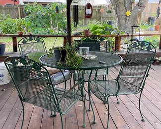 GREAT OUTDOOR METAL PATIO SET 