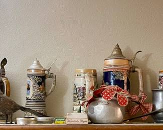 BEER STEINS AND MUGS, BRASS BIRDS