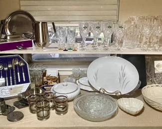 CRYSTAL AND DISHWARE