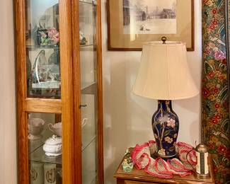 LIGHTED CURIO WITH GLASS SHELVES, NIGHTSTAND, LAMP