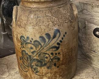 ANTIQUE HAND PAINTED SALT GLAZED POTTERY CROCK