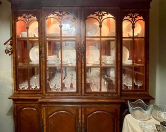 LIGHTED CHINA CABINET