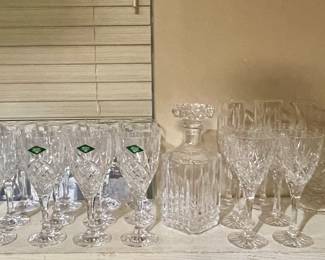 GODINGER SHANNON CRYSTAL STEMWARE, CRYSTAL DECANTERS