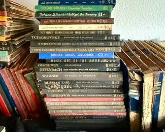 over 200 vinyl albums and victrola records 