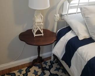 Petite pedestal table