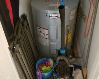 Low boy ELECTRIC hot water heater