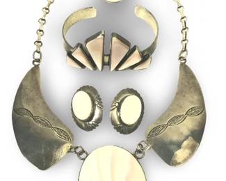 Native American Sterling Mother of Pearl Jewelry
