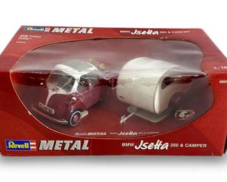 Die-Cast Revell BMW Jsetta 250 & Camper
