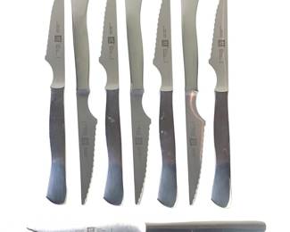 (8pc) Zwilling J.A. Henckels Serrated Steak Knife
