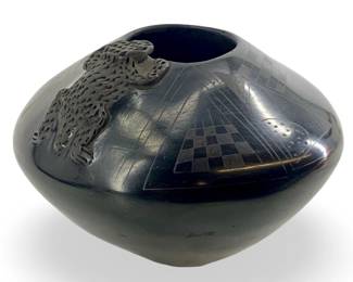 Malvisa Talorera Mata Ortiz Black Pottery Vase

