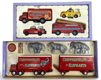 Vtg Corgi Classics Die-Cast Circus Trucks/Trailer
