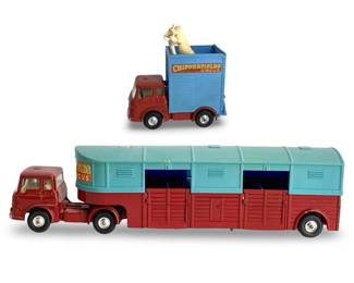2 Vintage Corgi Major Chipperfield’s Trailers Toys
