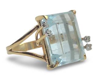 14Kt Yellow Gold 18.68ct Aquamarine Diamond Ring
