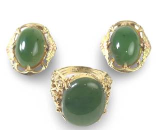 (3pc) 14Kt Yellow Gold Jade Ring With Earrings
