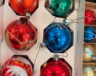 VINTAGE CHRISTMAS ORNAMENTS