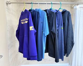 24 MensShirtsLargeHuskeyKrakenSeahawksMore