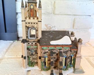 72 Dept56SummersetValleyChurch