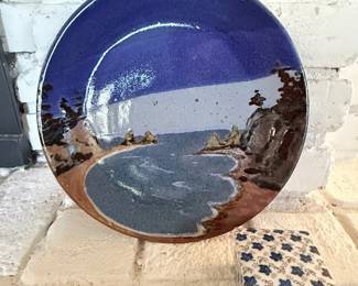 76 PotterySceneryPlateSignedPorcelainTrinketBox