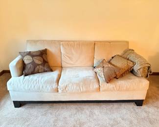 1 BauhausCreamSuedeSofawPillowsThrowBlanket