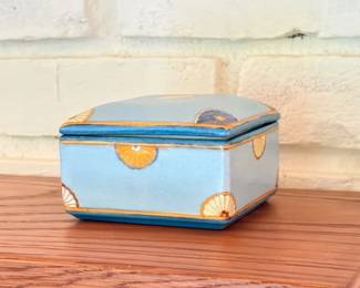 85 HandPaintedHomartCeramicTrinketBoxWLid
