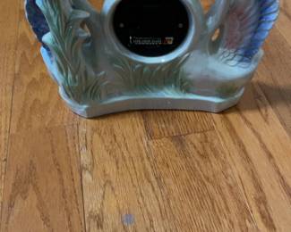 Iridescent Porcelain Double Swan Quartz Mantel Clock