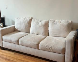 Modern Beige 3-Seater Sofa - L6’9”xH26”xD33”