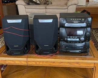 Panasonic SA-AK15 CD Stereo System with 5 CD Changer and Dual Cassette Deck