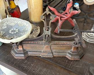 1920’s Avery scales 