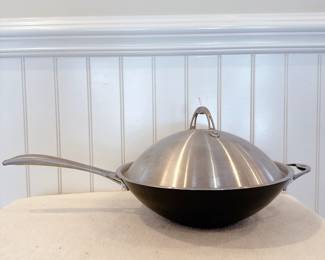 Calphalon Wok w/lid