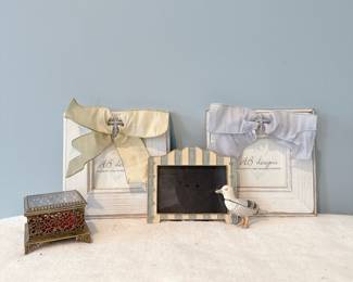 filligree square footed jewelry box. handpainted, enameled, and jeweled seagull trinket box