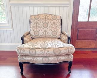 Louis XV- Style Upholstered Bergere Accent Chair 