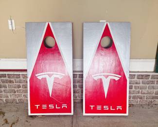 Tesla Corn hole Boards 