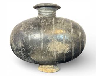Western Han Dynasty Cocoon Jar
