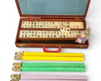 Vintage Mah Jong Set in Case
