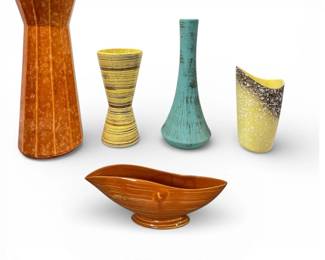 A Collection of Mid Century American Ceramics, MCCOY
