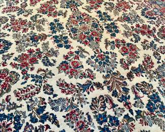 Beautiful Kerman Area Rug! 7’9” x 10’