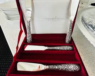 Set of 4 Godinger, "Amerian Silversmiths Collection" Butter Knives.