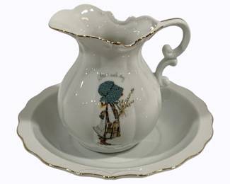 185 - Holly Hobbie Pitcher & Bowl Set - 9.5 x 6
