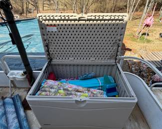 like new storage bin