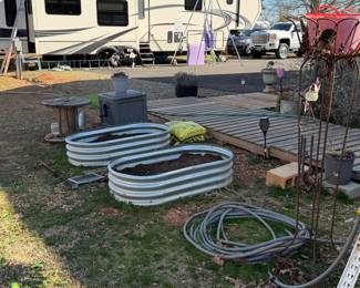 herb/flower growing bins