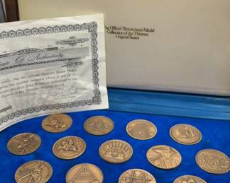 005 The Official Bicentennial Medal Collection Of The Thirteen Original States