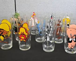 Vintage 1973 Pepsi Collector Series Looney Tunes Glasses