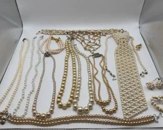 Faux Pearl Jewelry Collection