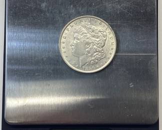 1886 MORGAN SILVER DOLLAR Philadelphia mint