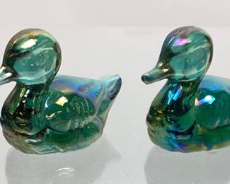 (4) 2in FENTON GREEN IRIDESCENT GLASS MINI DUCK FIGURINES