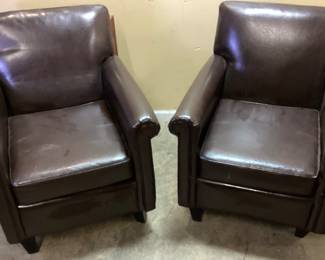  PAIR OF DARK BROWN LEATHER OFFICE CHAIRS NO SHIPPING PICKUP ONLY