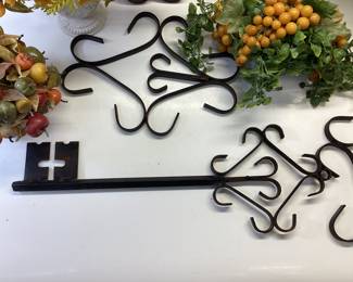 MCM CAST IRON WALL DECOR AND FAUX PLANTS 11 PIECES TOTAL