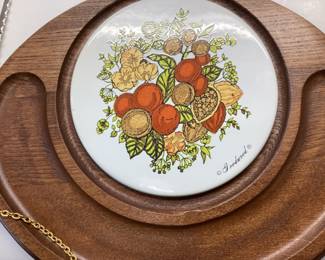 GE MILK GLASS MIXING BOWLS, PAMPERED CHEF, BROWN CERAMIC POT, PYREX, MAID OF HONOR, GOODWOOD AND TEMPERWARE