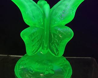 FENTON VASELINE (URANIUM) GLASS BUTTERFLY RING HOLDER